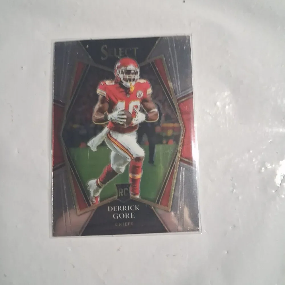 2021 Panini Select - Premier Level Derrick Gore #184 Silver Prizm (RC)